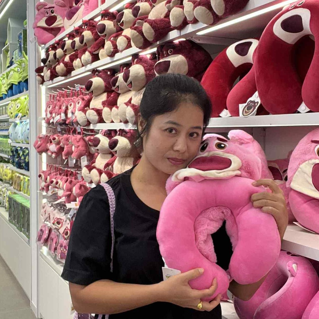 Win Thu Zar